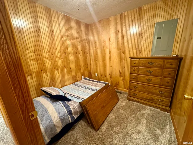 $175,000 | 216 South Hubbard Avenue, Goreville, IL 62939