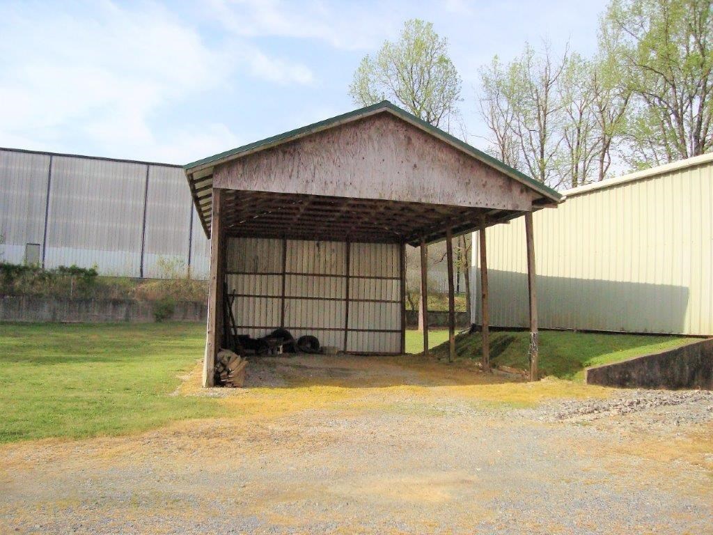 2409 Farner Road Dalton, GA 30721 - Photo 15 of 27 Gallery Image 15