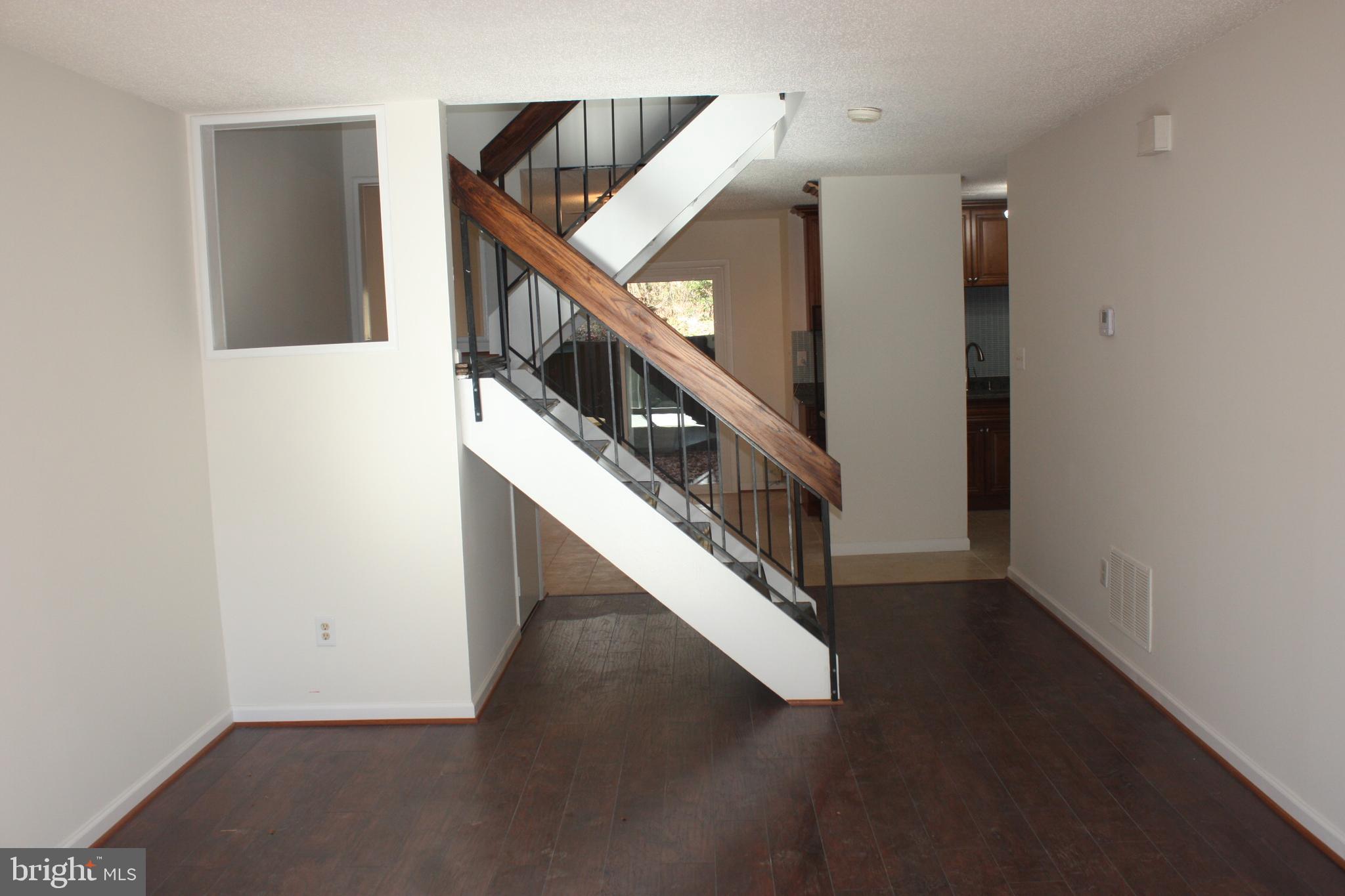 2264 Coppersmith Square Reston, VA 20191 - Photo 5 of 26 Gallery Image 5