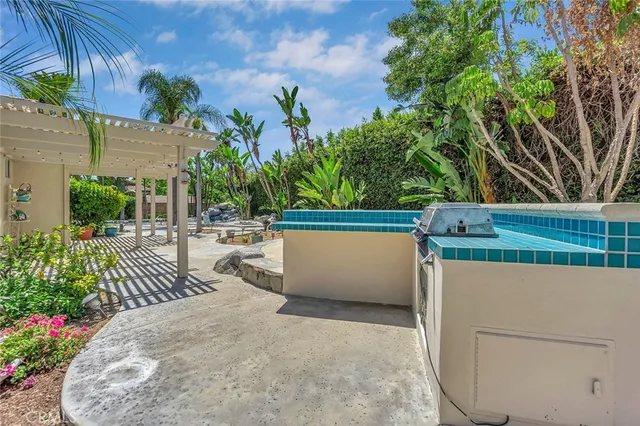 $3,390,000 | 6041 Calle Mirador, Yorba Linda, CA 92886