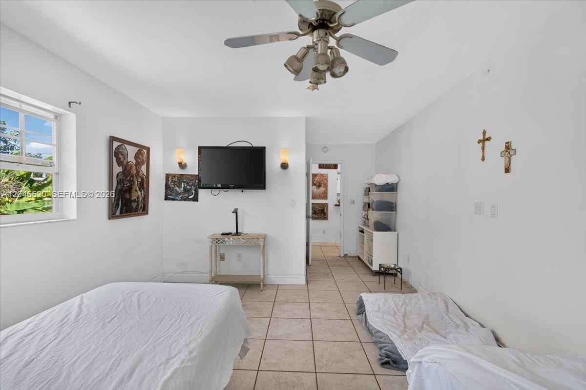 9841 Southwest 157th Terrace Miami, FL 33157 - Photo 25 of 54