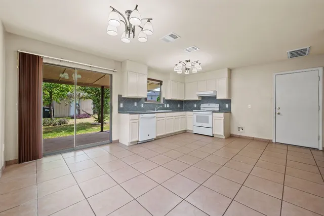 $290,000 | 79 Jan Lane, Georgetown, TX 78626