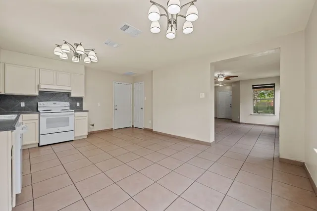 $290,000 | 79 Jan Lane, Georgetown, TX 78626