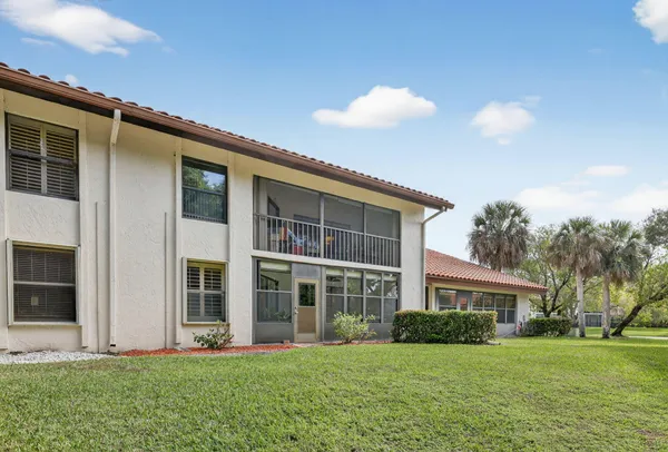 $309,000 | 3401 Southeast Martinique Trace, Unit 102, Stuart, FL 34997