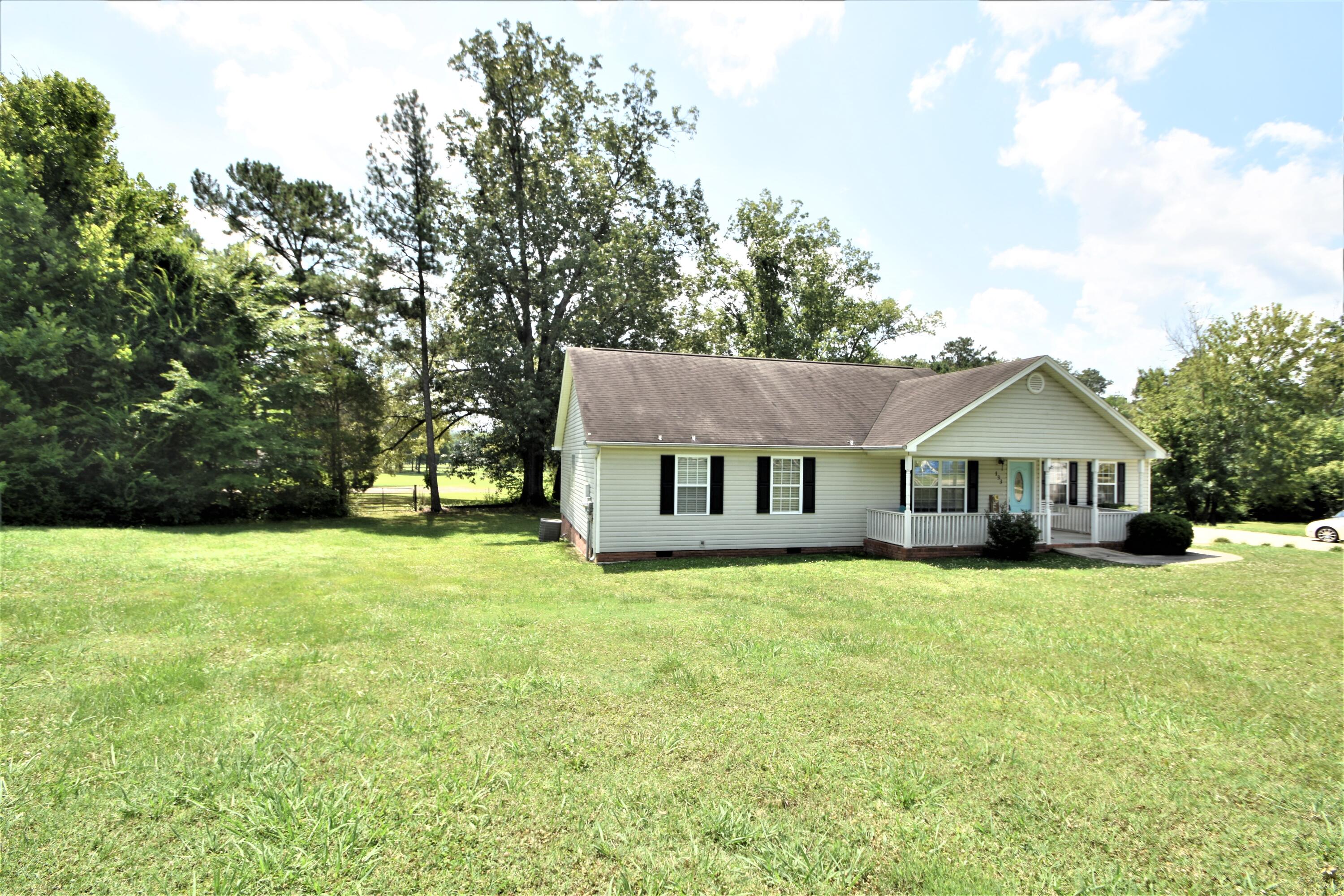 133 Pine Grove Access Road Ringgold, GA 30736 - Photo 2 of 13 DSC_0546