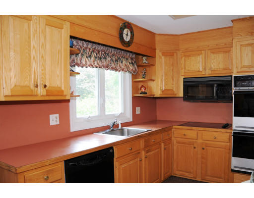 6 Ellen Road Marblehead, MA 01945 - Photo 6 of 8