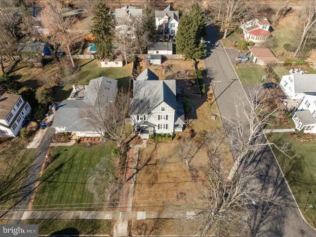$850,000 | 451 East 2nd Street, Moorestown, NJ 08057