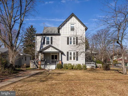 $850,000 | 451 East 2nd Street, Moorestown, NJ 08057