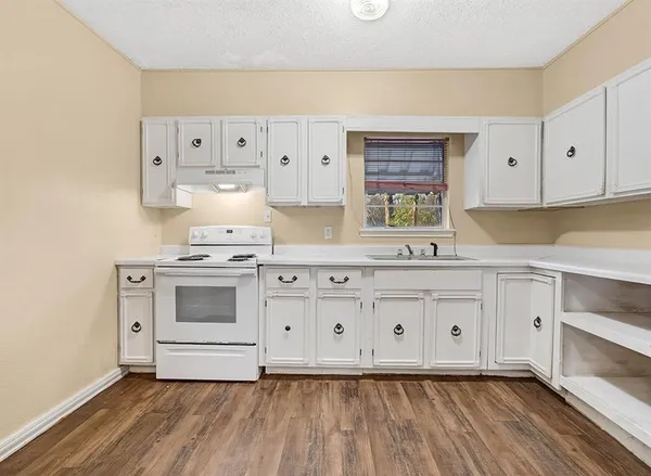 $110,000 | 733 Arizona Avenue, Wake Village, TX 75501