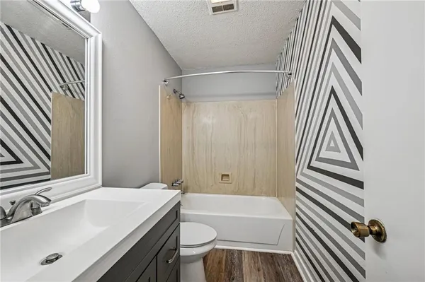 $129,000 | 737 Heavens Drive, Unit 7, Mandeville, LA 70471