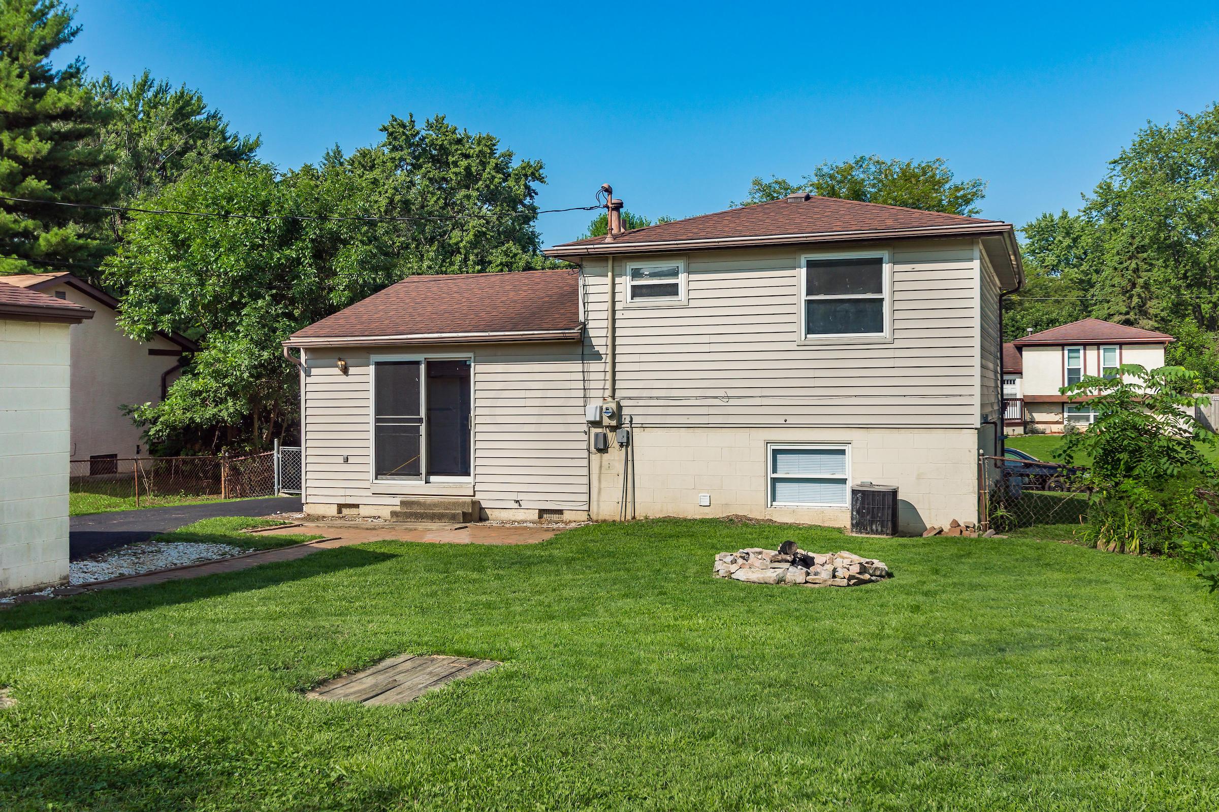 3042 Whitlow Road Columbus, OH 43232 - Photo 29 of 34 Gallery Image 29