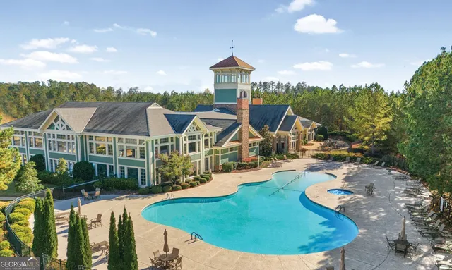 a view of a pathway with a park