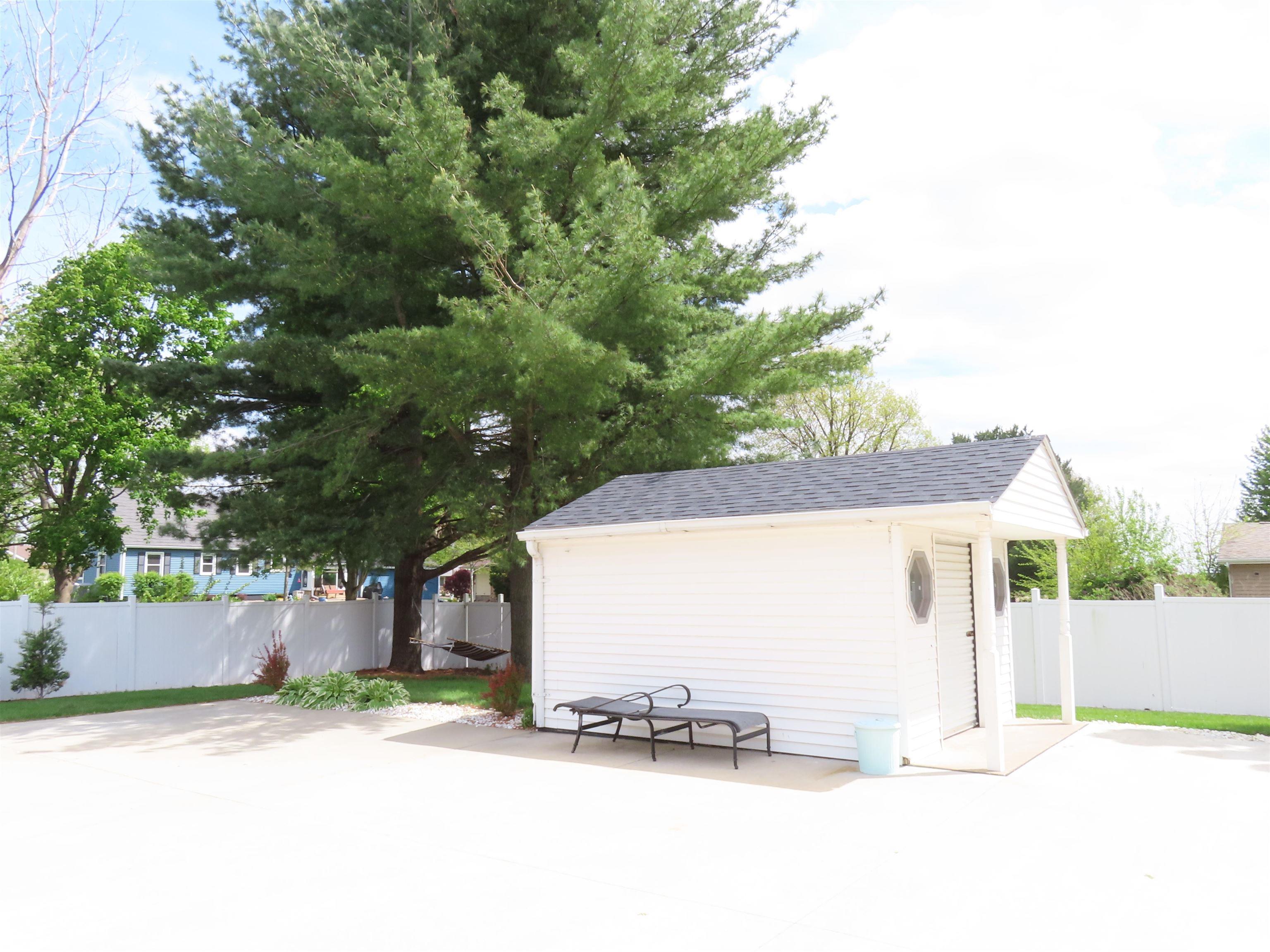 205 South Park Street Alpha, IL 61413 - Photo 11 of 59