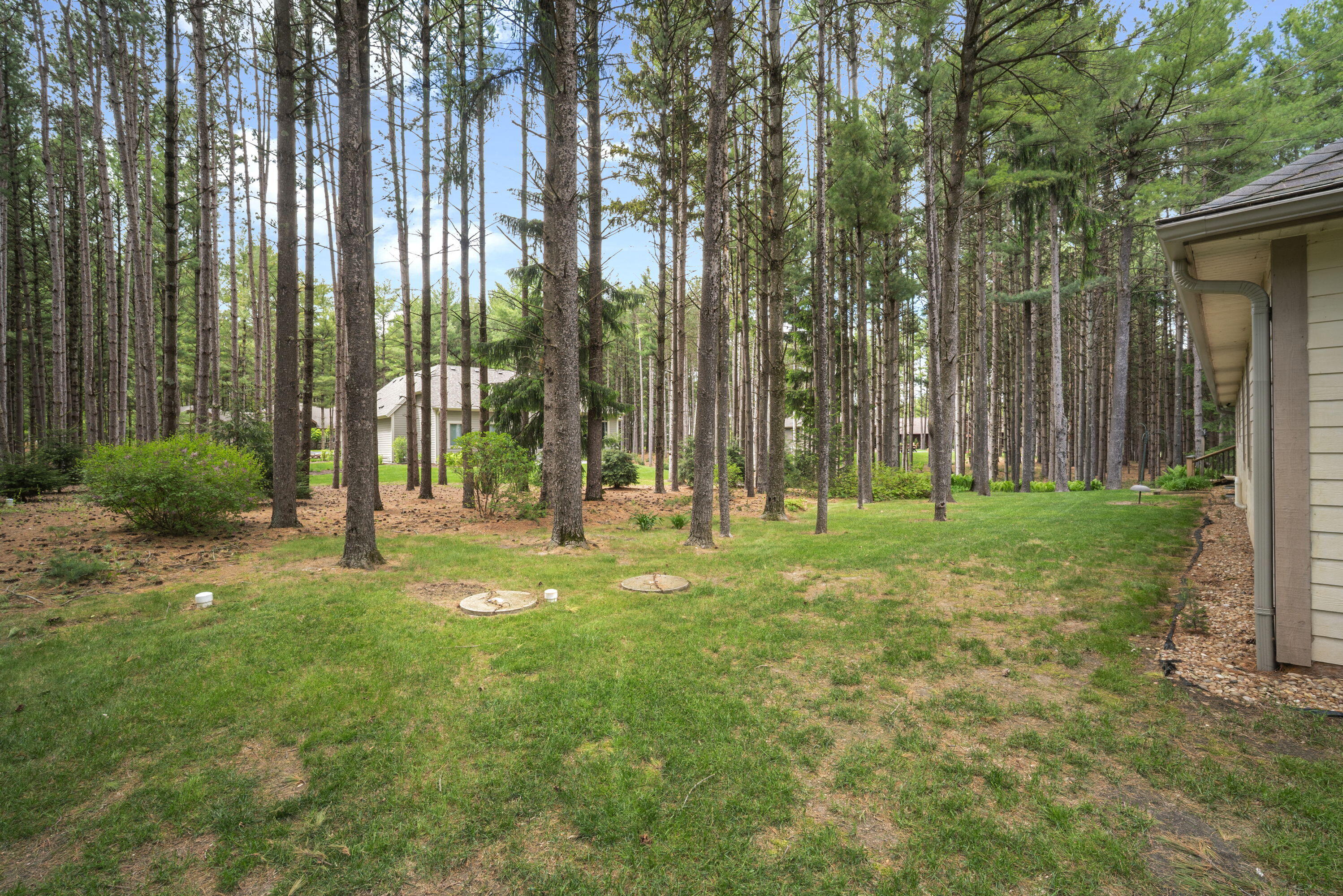 7855 Indian Lore Road, Unit 20 Farmington, WI 53090 - Photo 32 of 38 33_imgDSC03866