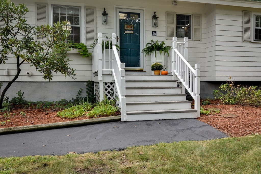 36 Gregory Road Holliston, MA 01746 - Photo 2 of 28 Gallery Image 2