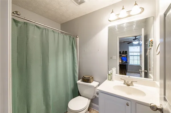 $210,000 | 105 Westchester Drive, Unit F3, Athens, GA 30606