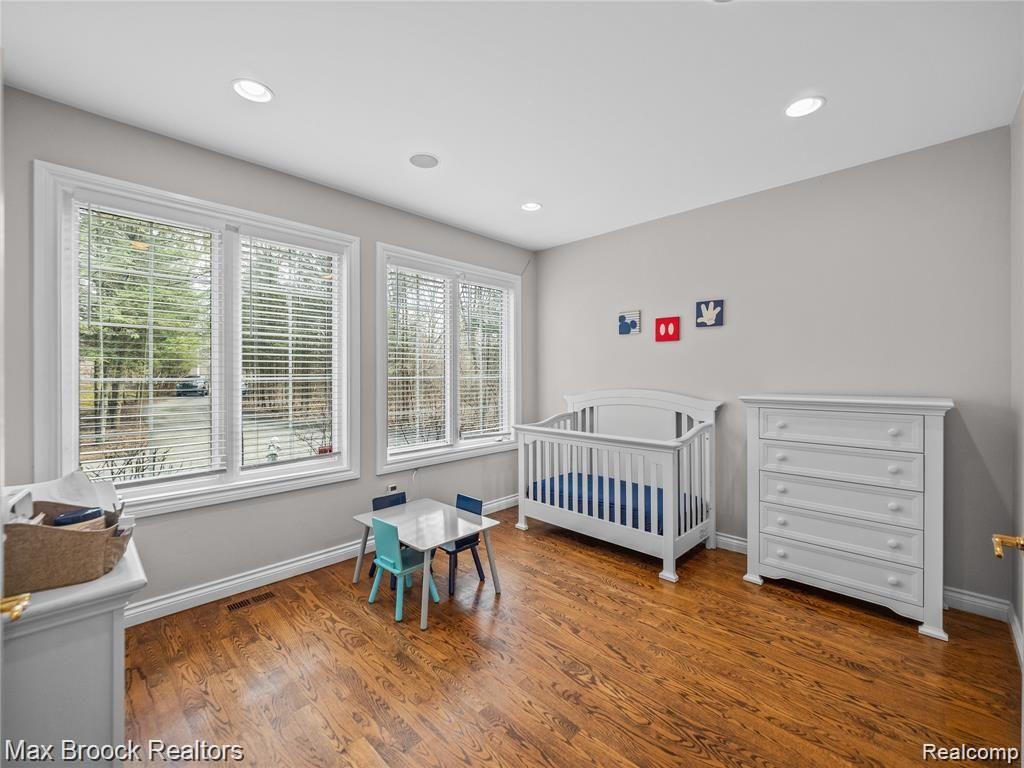 30591 Inkster Road Farmington, MI 48334 - Photo 56 of 73