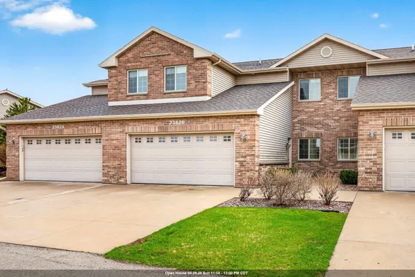 $299,900 | 2362 Plank Circle, Unit B, Appleton, WI 54915