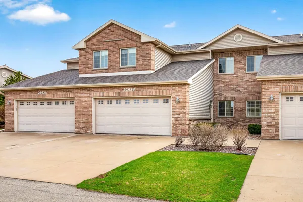 $299,900 | 2362 Plank Circle, Unit B, Appleton, WI 54915