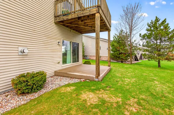 $299,900 | 2362 Plank Circle, Unit B, Appleton, WI 54915