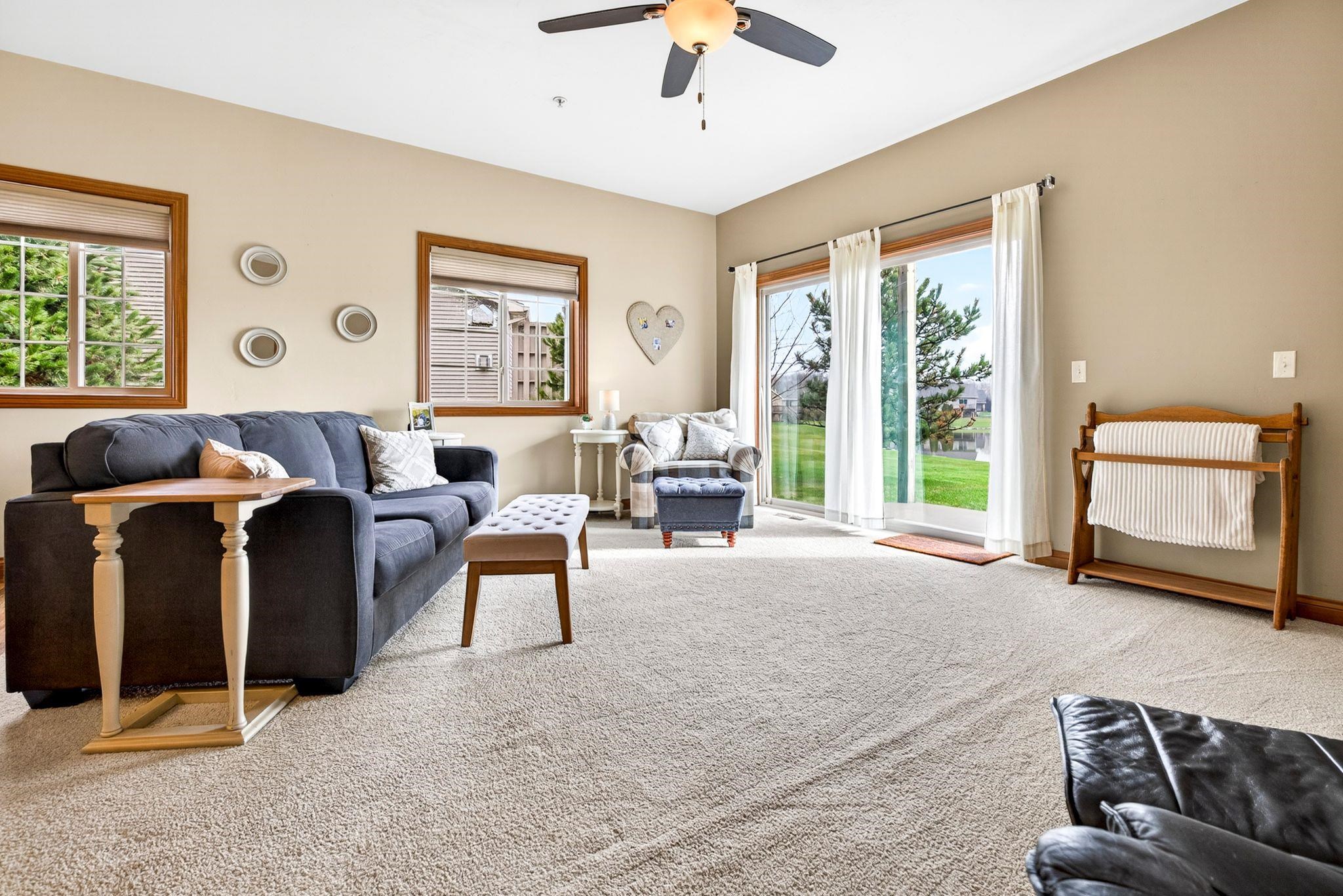 2362 Plank Circle, Unit B Appleton, WI 54915 - Photo 5 of 44