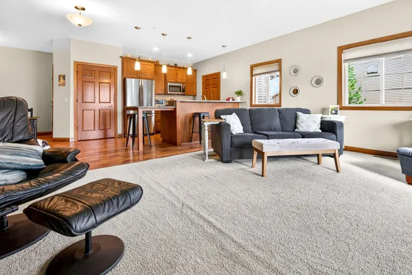 $299,900 | 2362 Plank Circle, Unit B, Appleton, WI 54915