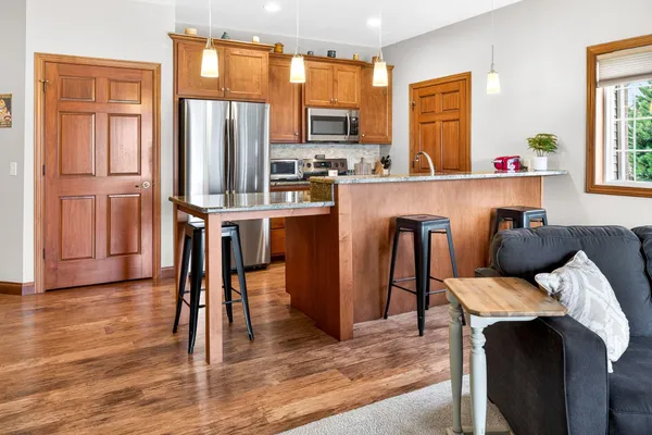 $299,900 | 2362 Plank Circle, Unit B, Appleton, WI 54915