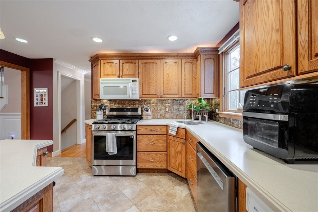 12 Jefferson Road Methuen, MA 01844 - Photo 13 of 42 Gallery Image 13