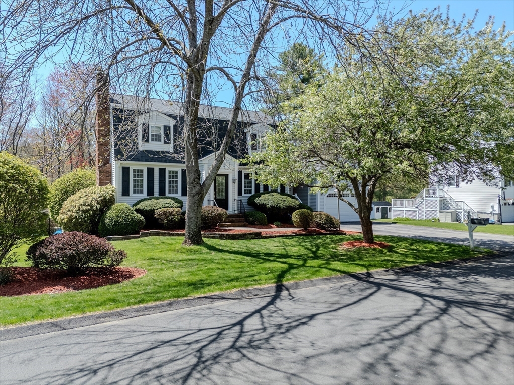 12 Jefferson Road Methuen, MA 01844 - Photo 3 of 42 Gallery Image 3