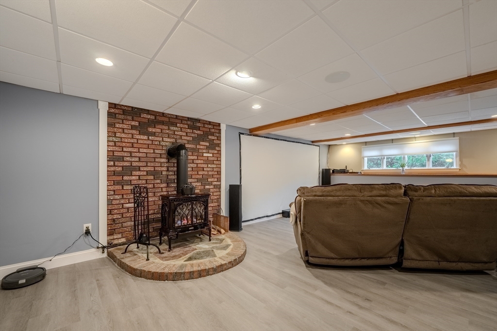 12 Jefferson Road Methuen, MA 01844 - Photo 34 of 42 Gallery Image 34
