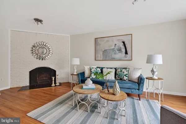 $1,035,000 | 6805 Market Square Drive, McLean, VA 22101