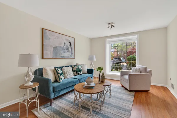 $1,035,000 | 6805 Market Square Drive, McLean, VA 22101