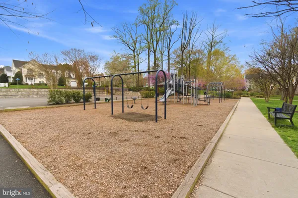 $1,035,000 | 6805 Market Square Drive, McLean, VA 22101