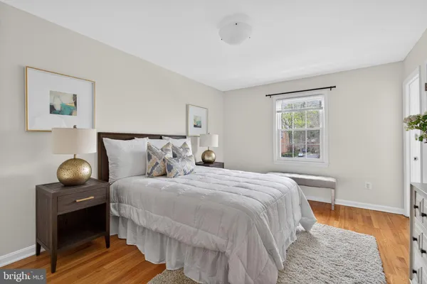 $1,035,000 | 6805 Market Square Drive, McLean, VA 22101