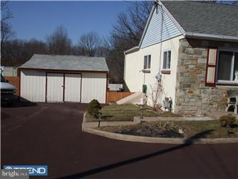 526 Doylestown Road Lansdale, PA 19446 - Photo 12 of 12 Exterior Side