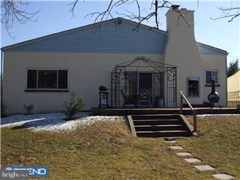 526 Doylestown Road Lansdale, PA 19446 - Photo 8 of 12 Exterior Back