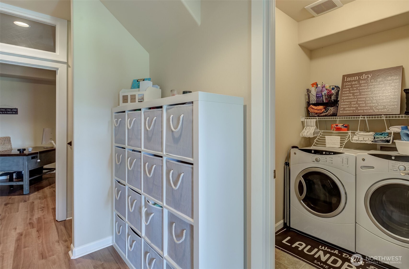 23318 Sunserra Loop, Unit B00 Quincy, WA 98848 - Photo 19 of 30 a view of entryway with washer and dryer