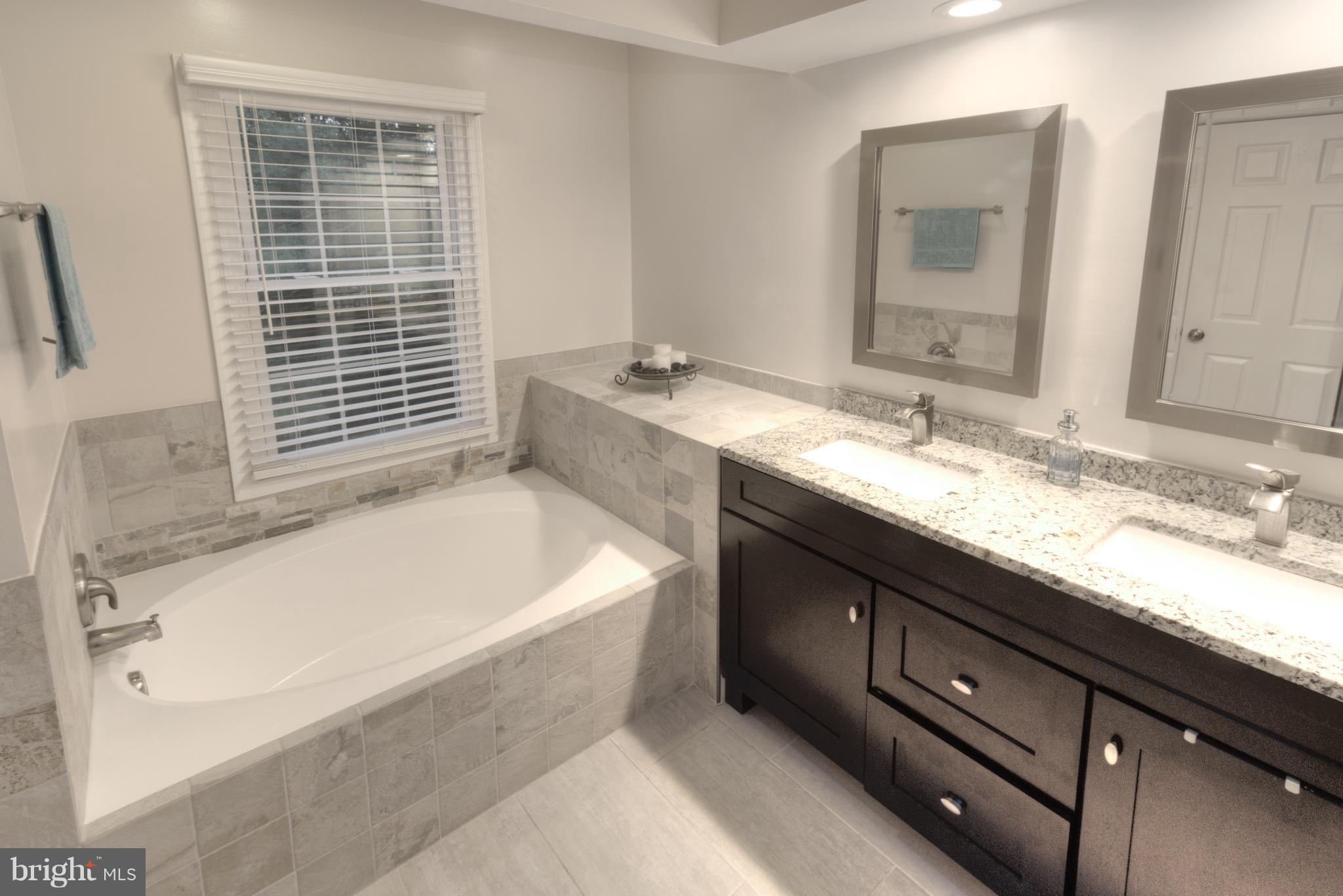 9425 Rosmarin Way Laurel, MD 20708 - Photo 16 of 30 Bath (Master)