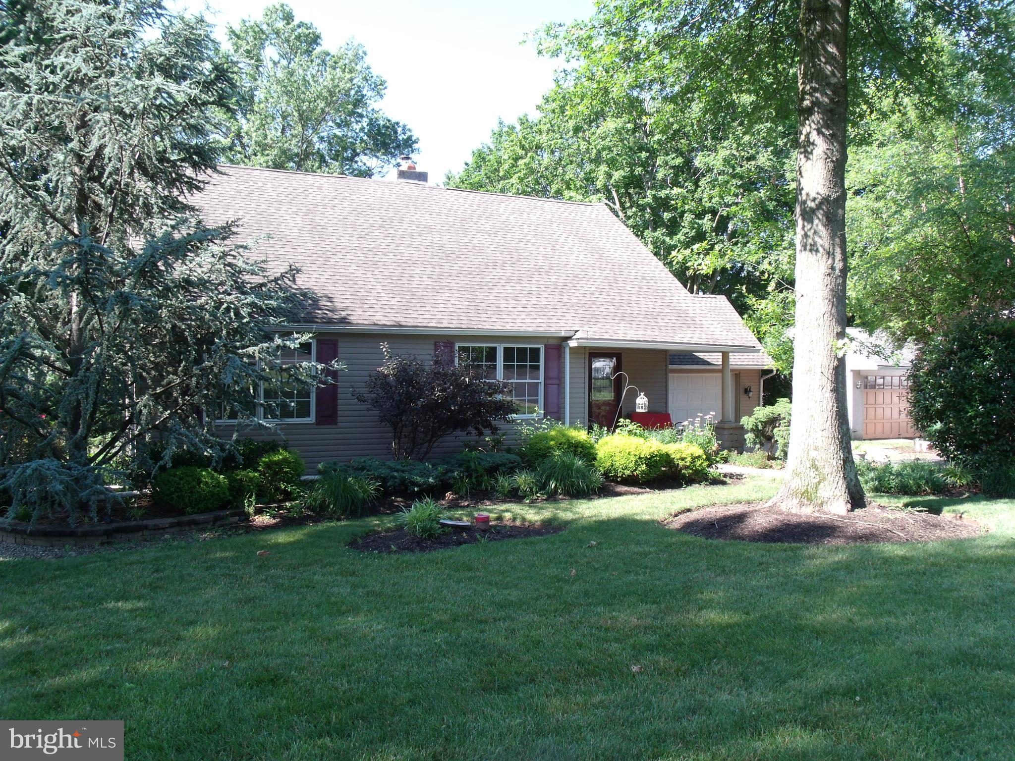 20 Douglas Road Richboro, PA 18954 - Photo 1 of 29 Front view