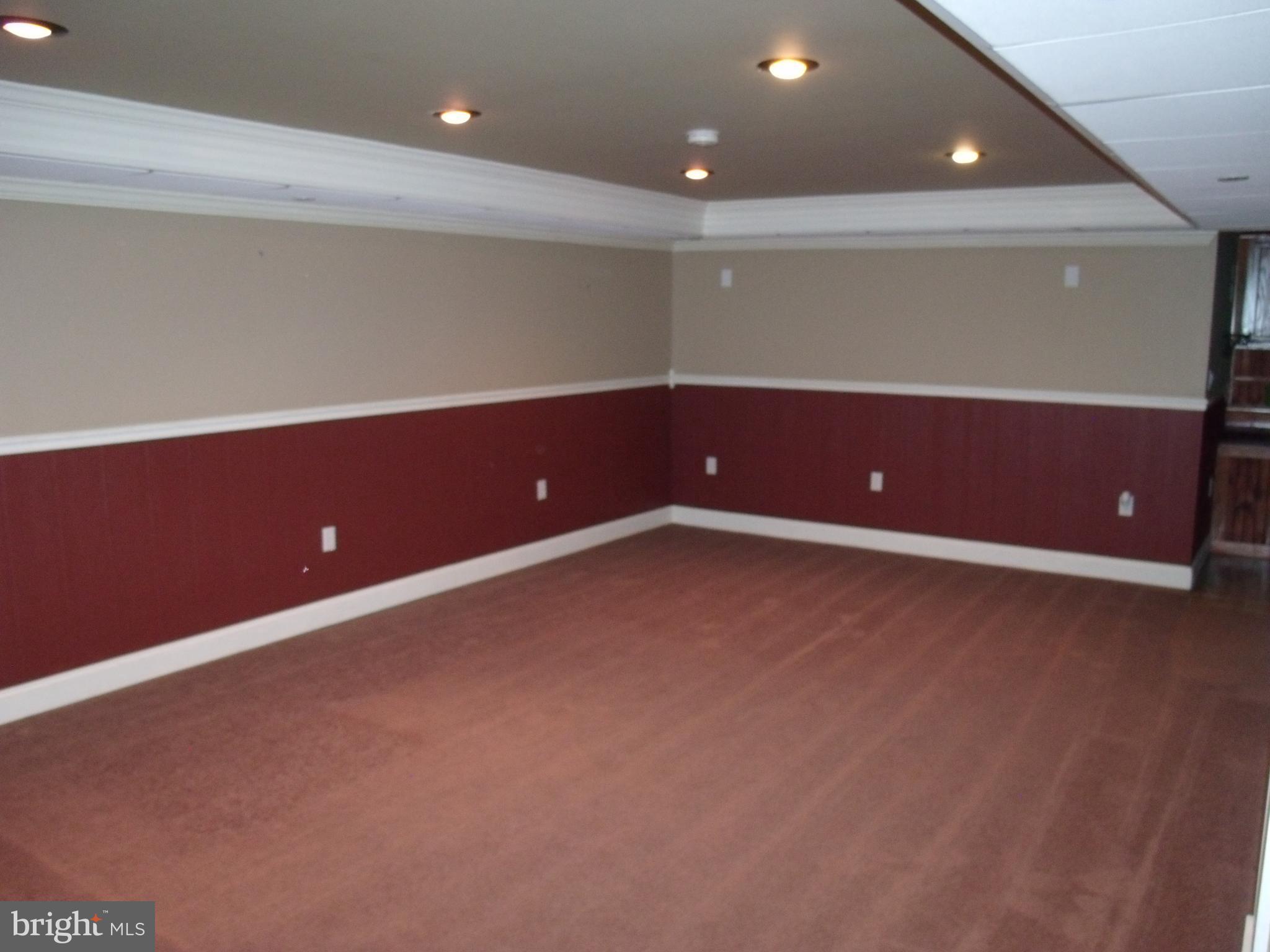 20 Douglas Road Richboro, PA 18954 - Photo 19 of 29 Finished Basement