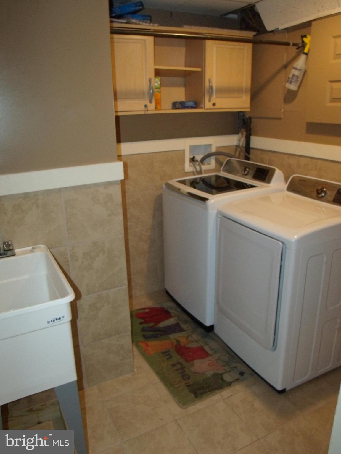 20 Douglas Road Richboro, PA 18954 - Photo 24 of 29 Laundry Room