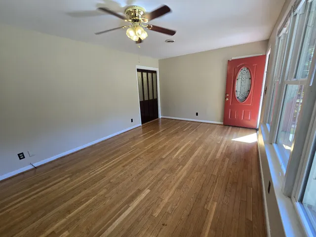 $399,000 | 4326 Highway 48 North, Charlotte, TN 37036