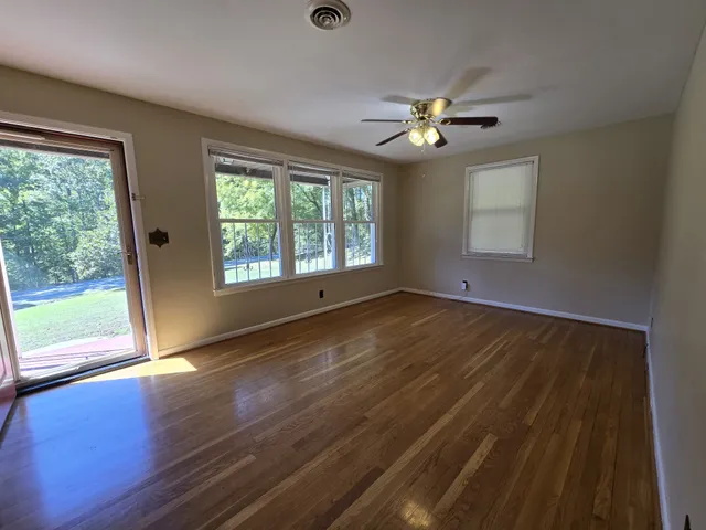 $399,000 | 4326 Highway 48 North, Charlotte, TN 37036