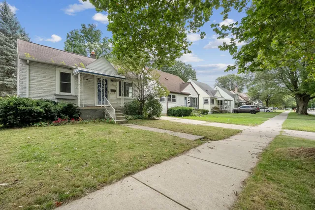 $99,900 | 18846 Fox, Redford, MI 48240