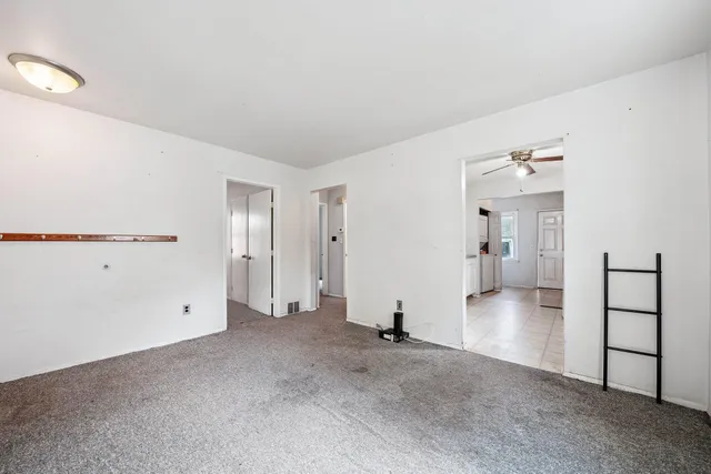 $99,900 | 18846 Fox, Redford, MI 48240