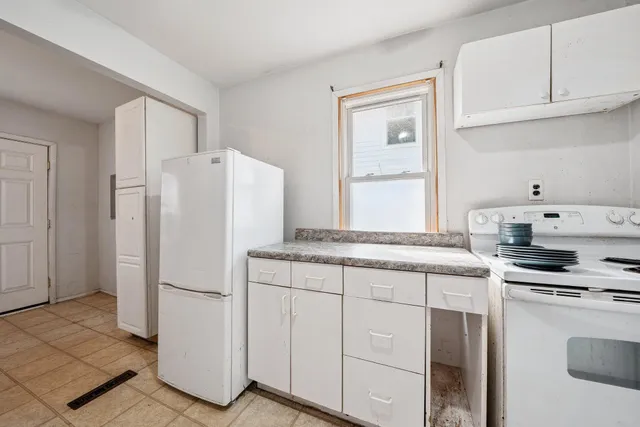 $99,900 | 18846 Fox, Redford, MI 48240