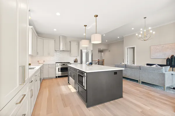 $699,000 | 11049 Lizmore Lane, Unit 40B, Orland Park, IL 60467