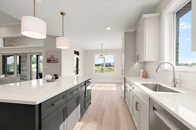 $699,000 | 11049 Lizmore Lane, Unit 40B, Orland Park, IL 60467