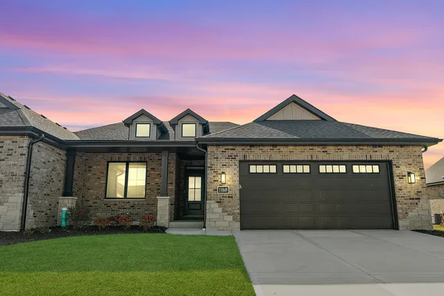 $699,000 | 11049 Lizmore Lane, Unit 40B, Orland Park, IL 60467