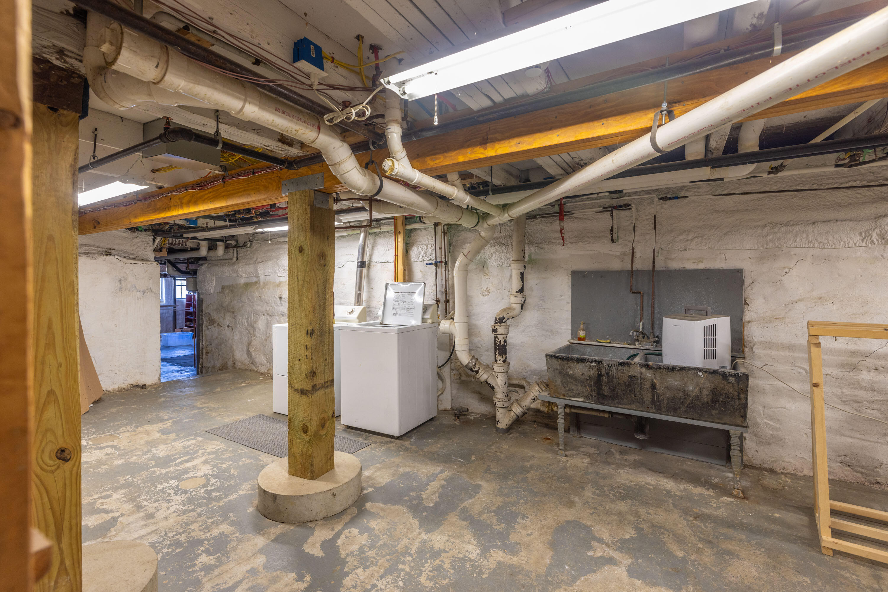 212 High Street Belfast, ME 04915 - Photo 93 of 98 _SMC8408